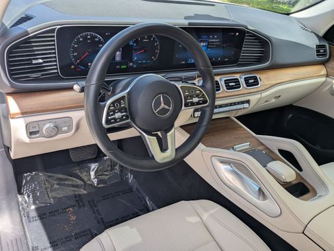 Used 2022 Mercedes-Benz GLE 450 4MATIC image 4