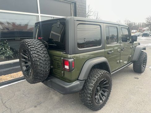 Used 2021 Jeep Wrangler Unlimited Sport image 10