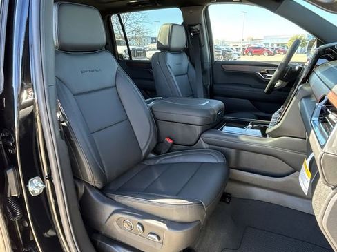 New 2026 GMC Yukon XL Denali w/ Sun & Power Step Package image 22