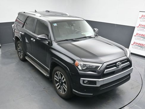 Used 2021 Toyota 4Runner Limited image 10