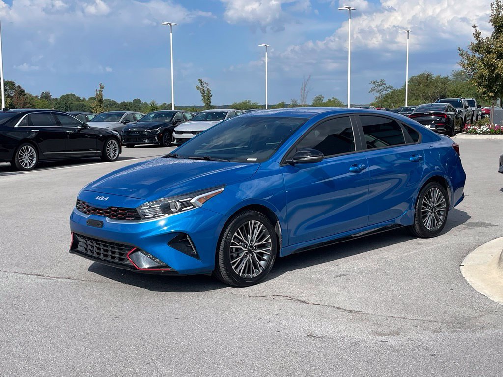 Certified 2023 Kia Forte GT-Line FWD image 4