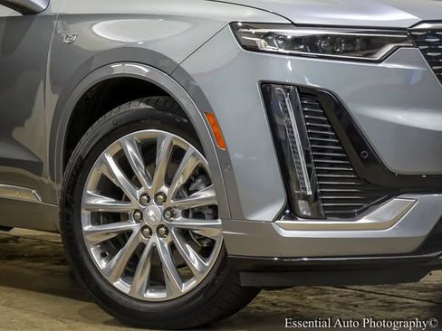 Certified 2024 Cadillac XT6 Premium Luxury w/ Technology Package AWD/4WD image 3
