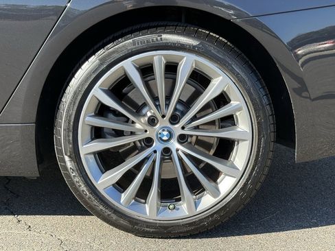 Certified 2023 BMW 530e w/ Convenience Package image 16