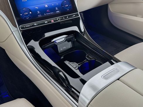 Certified 2024 Mercedes-Benz C 300 Sedan image 7