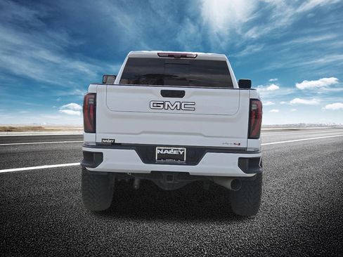 Used 2024 GMC Sierra 2500 AT4 w/ AT4 Premium Plus Package image 26