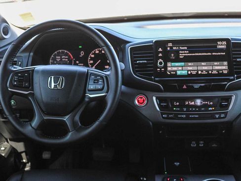Certified 2024 Honda Ridgeline RTL image 13