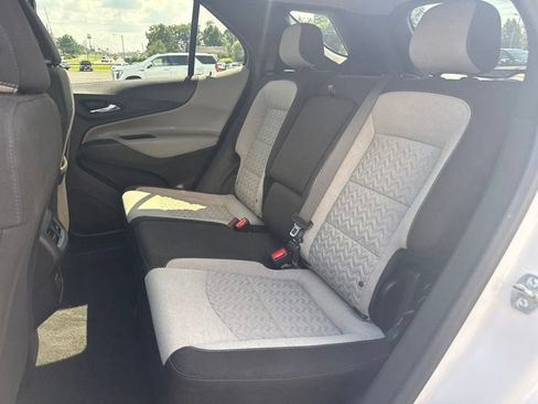Used 2024 Chevrolet Equinox LT FWD image 13
