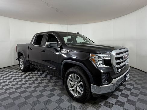 Used 2020 GMC Sierra 1500 SLE w/ SLE Value Package AWD/4WD image 1