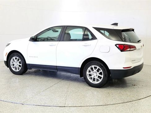 Used 2024 Chevrolet Equinox LS FWD image 5
