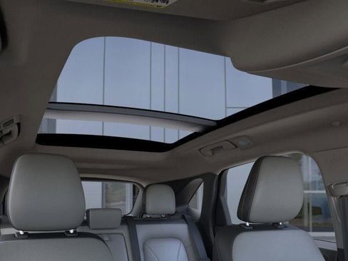 New 2025 Ford Escape SE w/ PHEV Premium Package FWD image 22