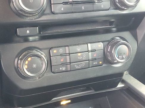 Used 2016 Ford F150 XLT w/ Equipment Group 302A Luxury AWD/4WD image 22
