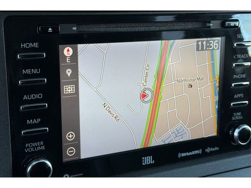 Used 2020 Toyota Sienna SE w/ SE Preferred Package image 24