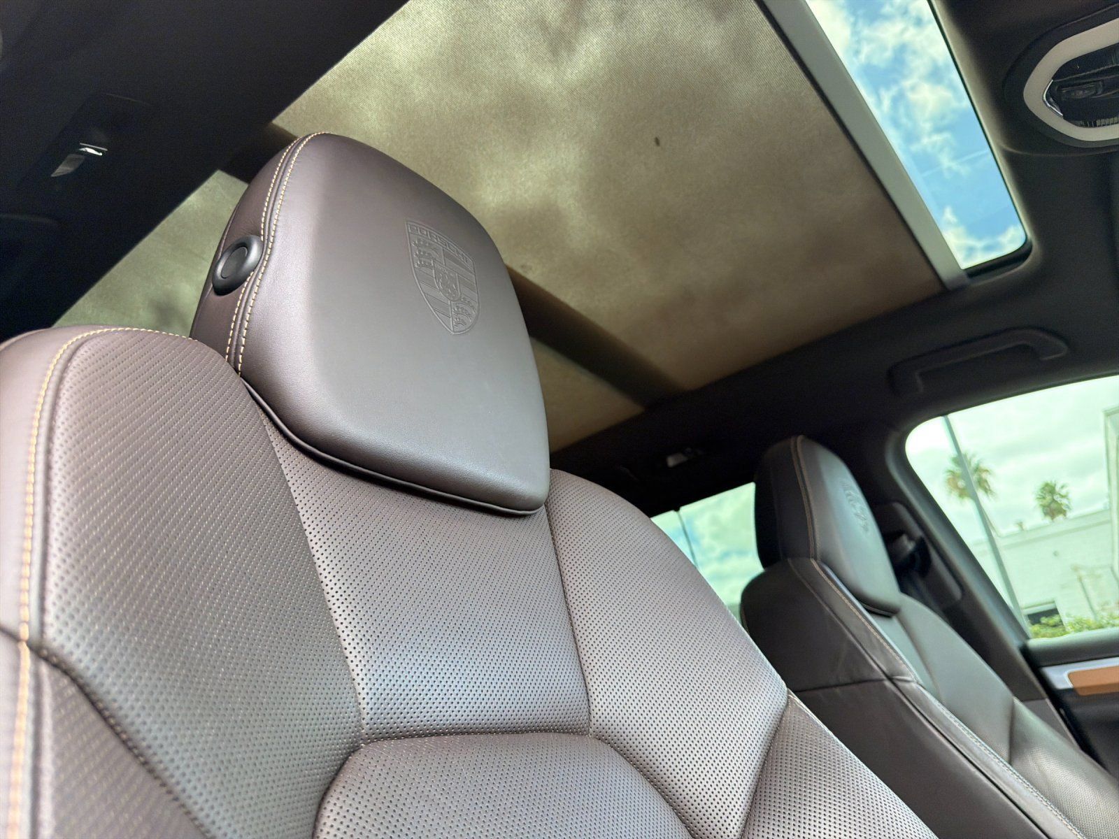 Used 2016 Porsche Cayenne S AWD/4WD image 16