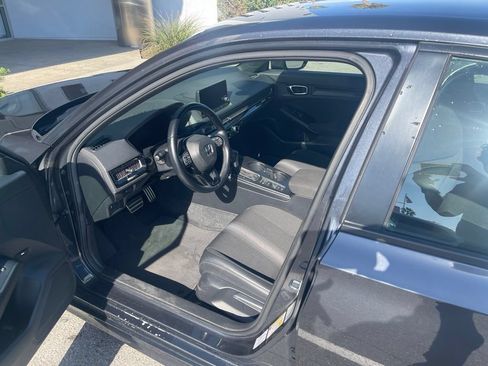 Used 2025 Honda Civic Sport image 6