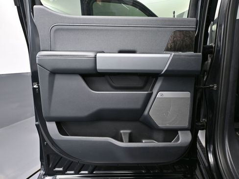 Used 2024 Ford F250 Lariat w/ Lariat Ultimate Package AWD/4WD image 40