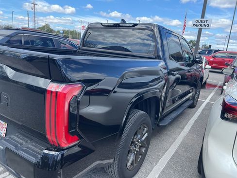 Used 2023 Toyota Tundra Platinum image 4