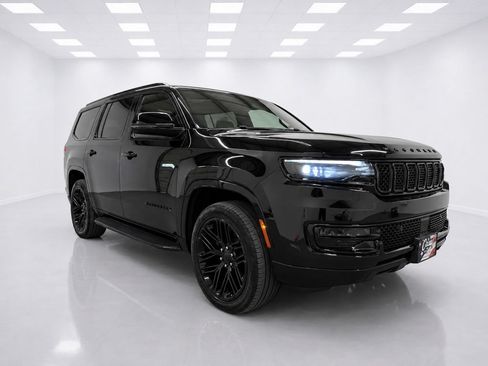 Used 2024 Jeep Wagoneer Series II AWD/4WD image 6