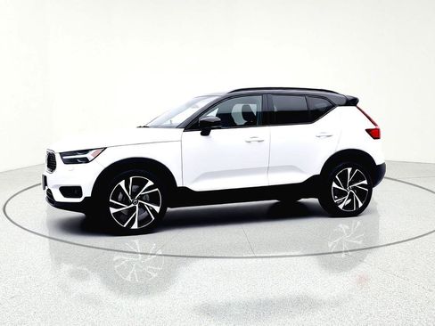 Used 2019 Volvo XC40 T5 R-Design AWD/4WD image 4