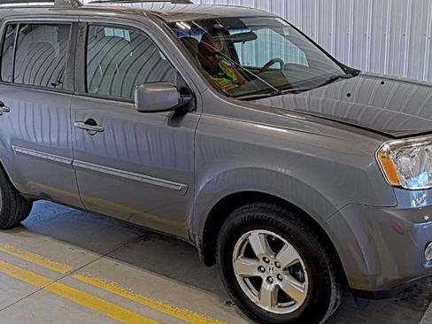Used 2011 Honda Pilot EX image 3