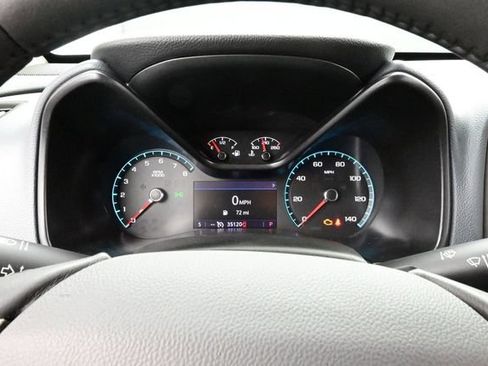 Used 2020 Chevrolet Colorado Z71 w/ Z71 Midnight Edition AWD/4WD image 9