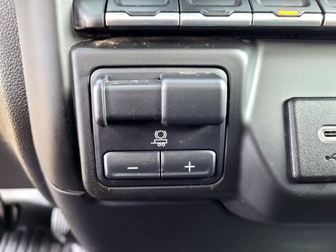 Used 2023 Chevrolet Silverado 1500 W/T w/ Trailering Package image 18