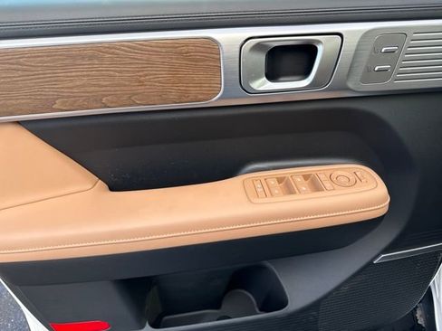 Certified 2026 Hyundai Santa Fe Calligraphy image 9