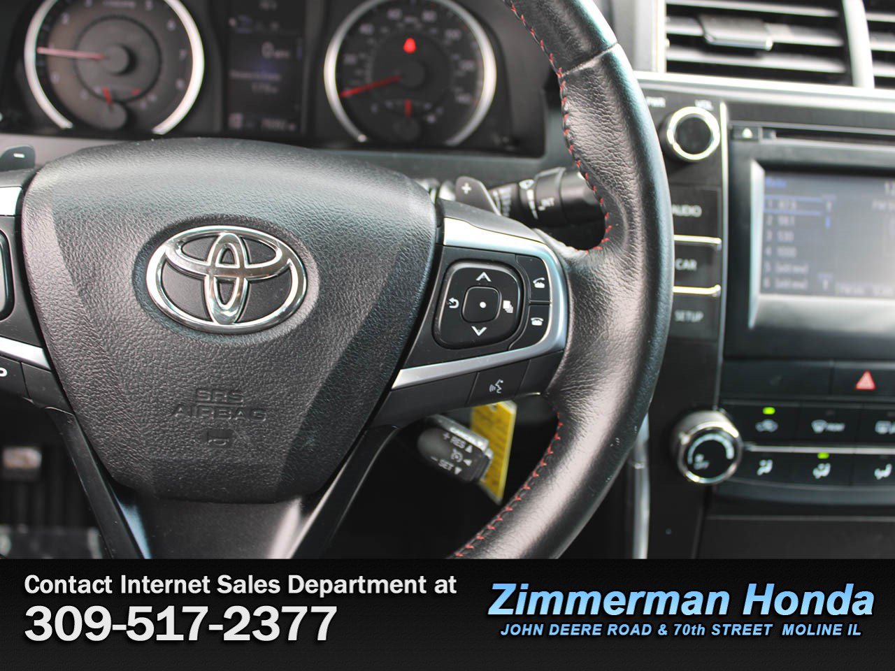 Used 2015 Toyota Camry SE FWD image 11
