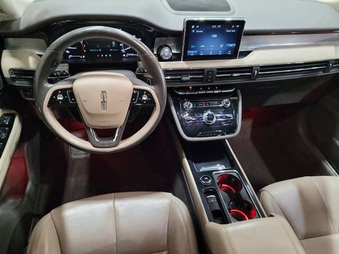 Used 2021 Lincoln Corsair AWD w/ Equipment Group 101A image 22
