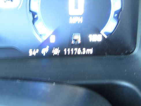 Used 2025 Ford Bronco Badlands image 24