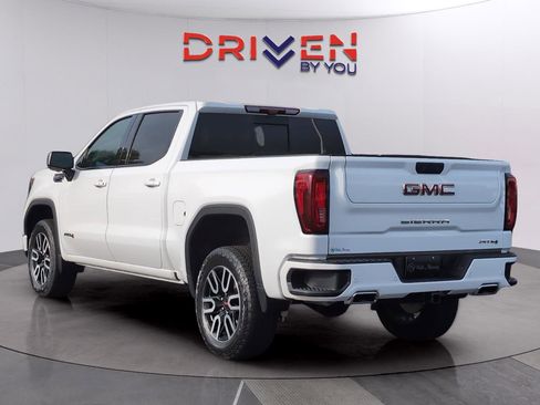 Used 2023 GMC Sierra 1500 AT4 w/ AT4 Premium Package AWD/4WD image 3