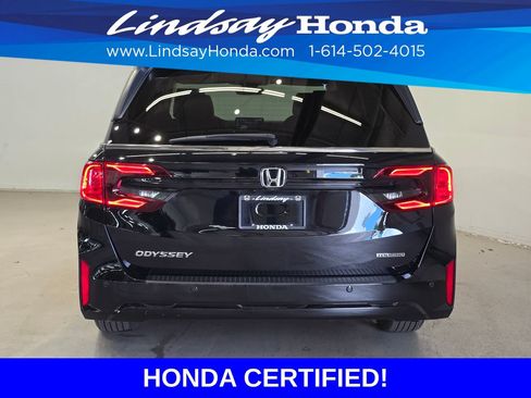 Certified 2025 Honda Odyssey Touring image 5