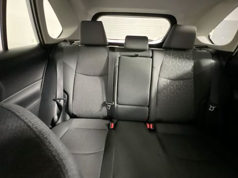 Used 2025 Toyota RAV4 XLE w/ Convenience Package FWD image 33