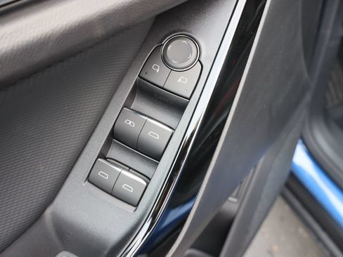 New 2027 Chevrolet Equinox RS w/ Safety and Technology Package FWD image 18