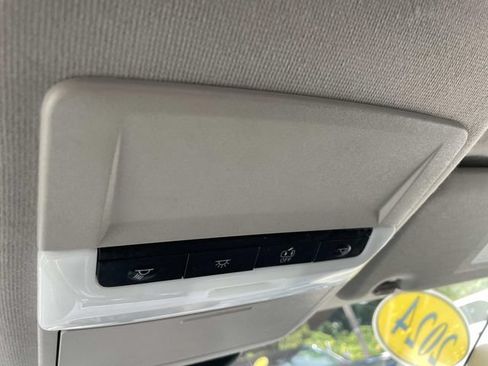 Used 2024 Nissan Sentra SV FWD image 28