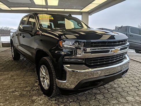 Used 2020 Chevrolet Silverado 1500 LT w/ All-Star Edition image 3