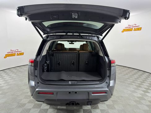 New 2026 Nissan Pathfinder Platinum w/ Cargo Package AWD/4WD image 5