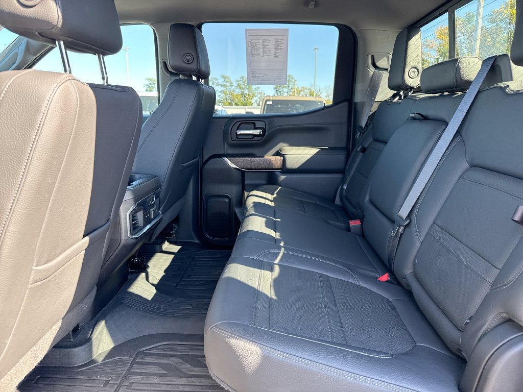 Used 2021 GMC Sierra 1500 Denali w/ Denali Ultimate Package AWD/4WD image 24