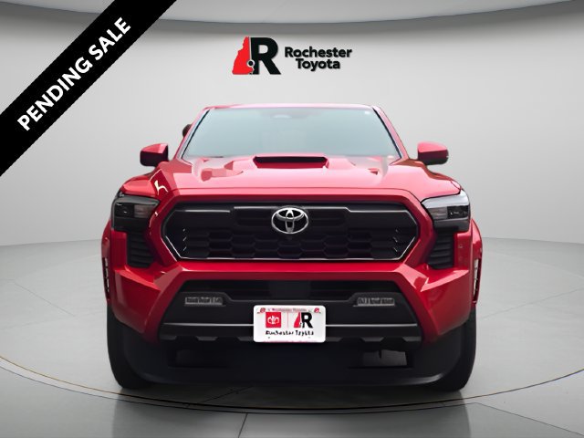 Certified 2025 Toyota Tacoma TRD Sport w/ TRD Sport Premium Package AWD/4WD image 2