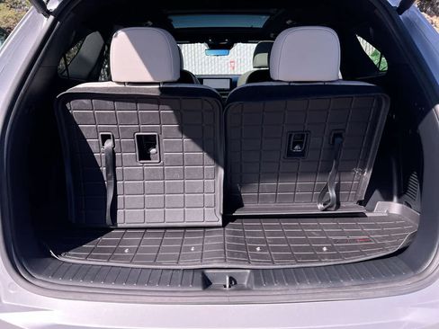 Certified 2025 Kia Sorento SX Prestige AWD/4WD image 26