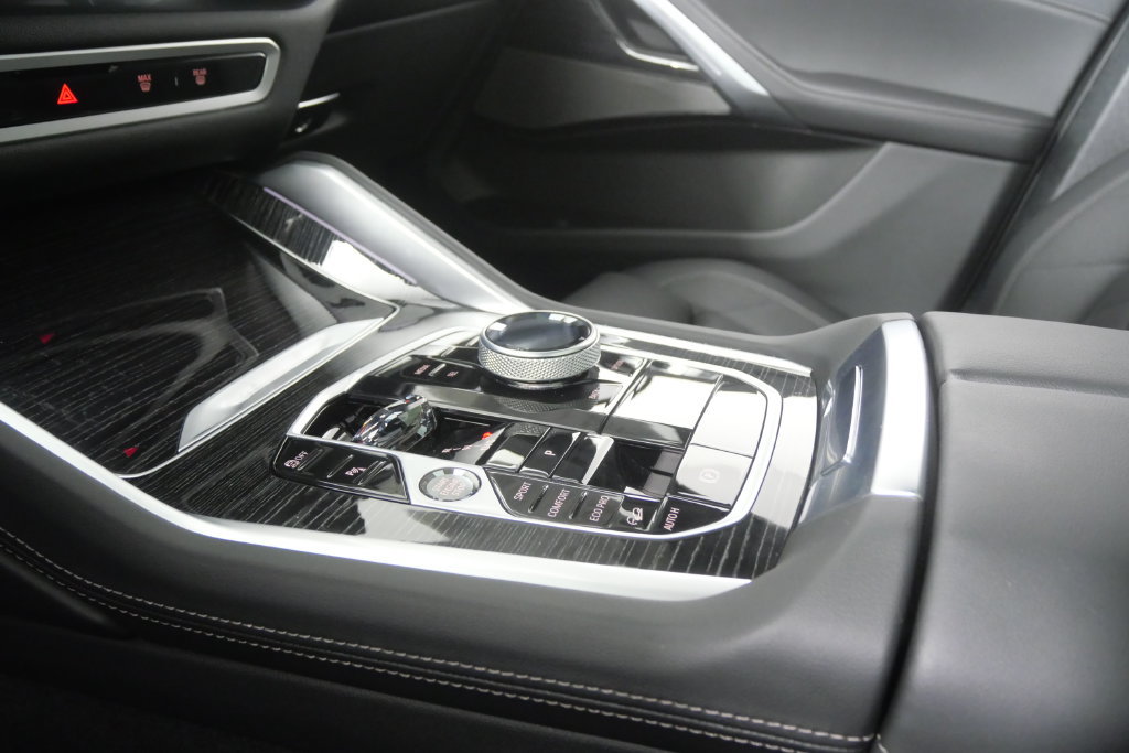 Certified 2026 BMW X6 M60i AWD/4WD image 26