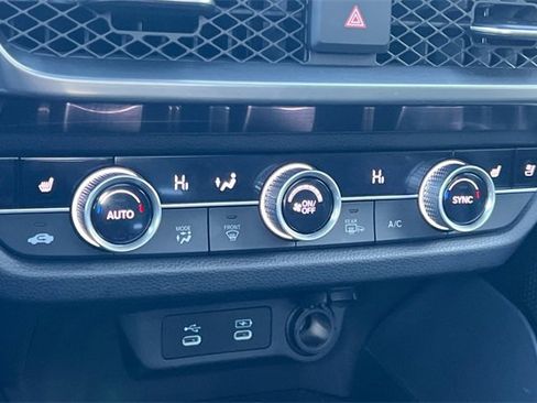 Certified 2025 Acura ADX A-Spec image 23