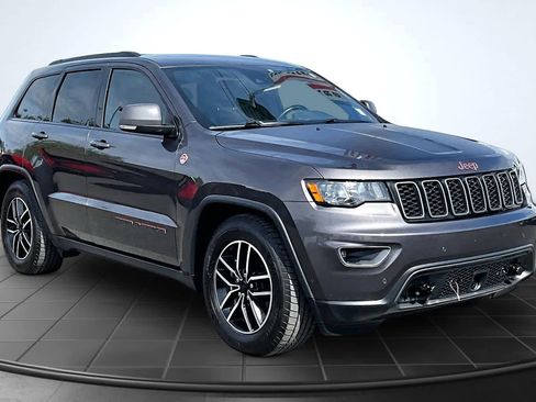 Used 2020 Jeep Grand Cherokee Trailhawk AWD/4WD image 22
