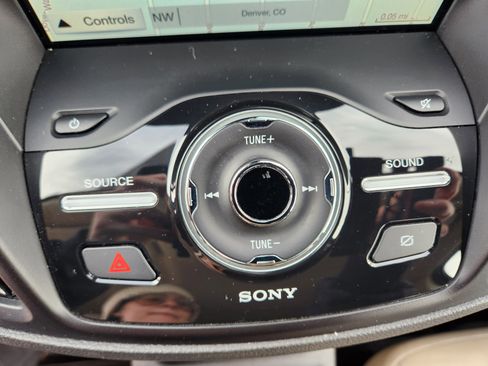 Used 2019 Ford Escape Titanium image 28