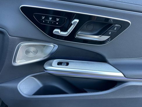 New 2026 Mercedes-Benz CLE 300 4MATIC Cabriolet image 18