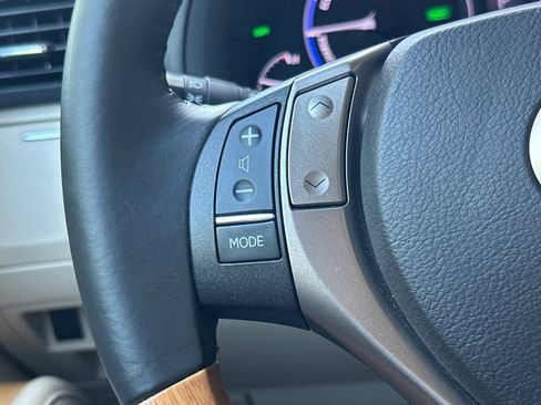 Used 2015 Lexus RX 450h FWD image 28