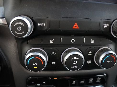 Certified 2022 RAM 1500 Big Horn AWD/4WD image 6