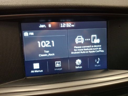 Used 2018 Kia Optima LX w/ 17" Alloy Wheels Package image 19