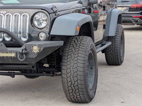 Used 2016 Jeep Wrangler Unlimited Sport w/ Connectivity Group image 10