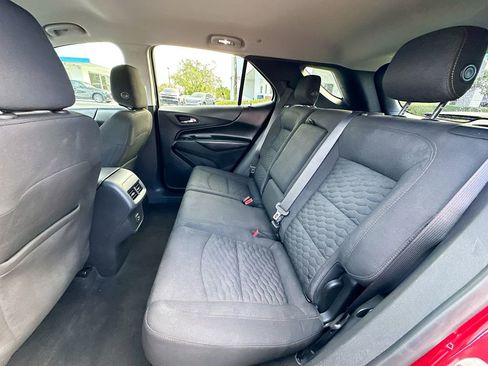 Used 2020 Chevrolet Equinox LT w/ Driver Convenience Package image 23