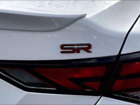 Used 2025 Nissan Sentra SR w/ SR Premium Package image 23